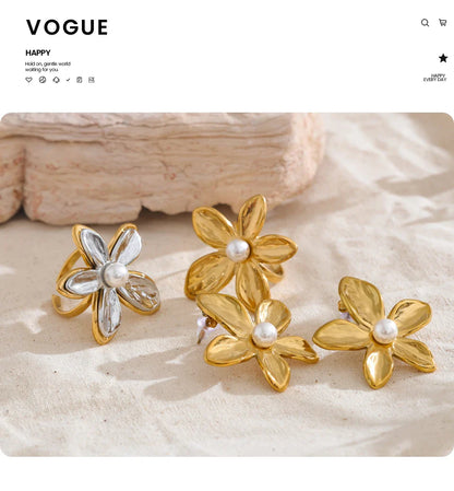Silver Flower Ring