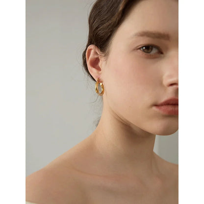 Round earrings