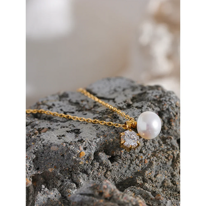Pearl Pendant Necklace