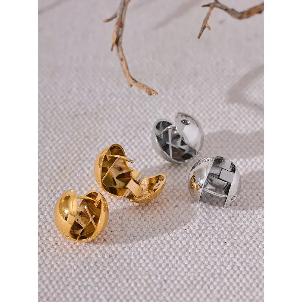 Round Hollow Hoop Earrings